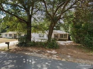 5887 Locust St, Milton, FL 32570