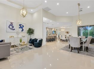 16049 Delarosa Ln, Naples, FL 34110