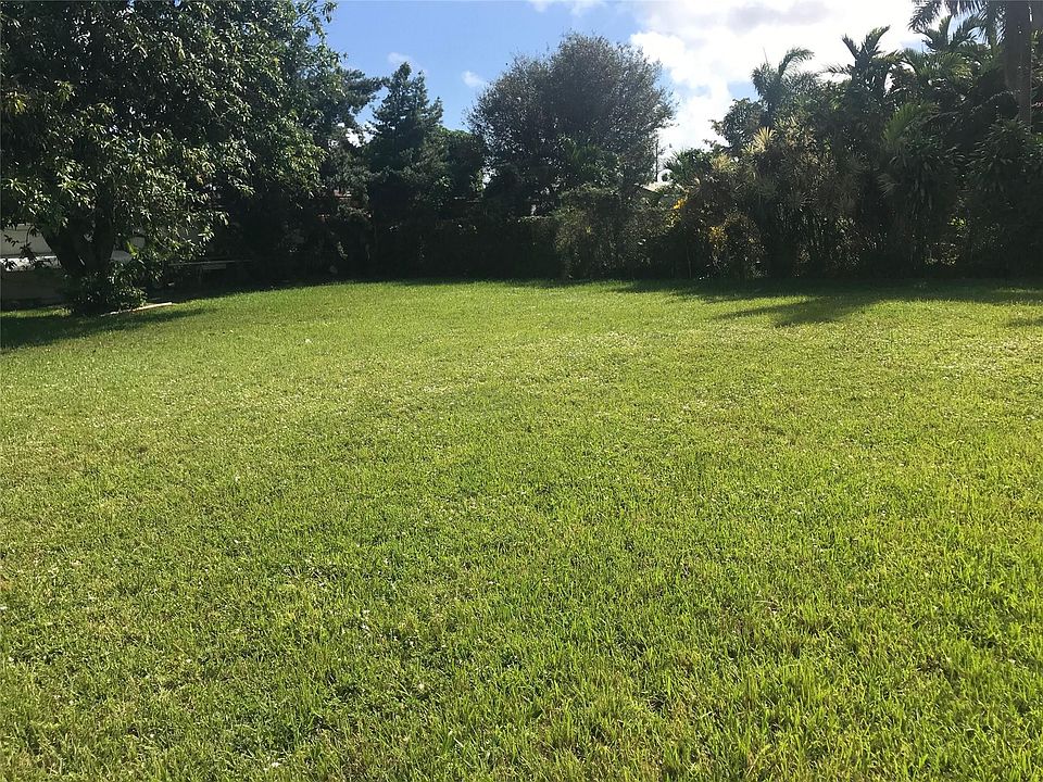 1st image of 65 NW 13th Avenue