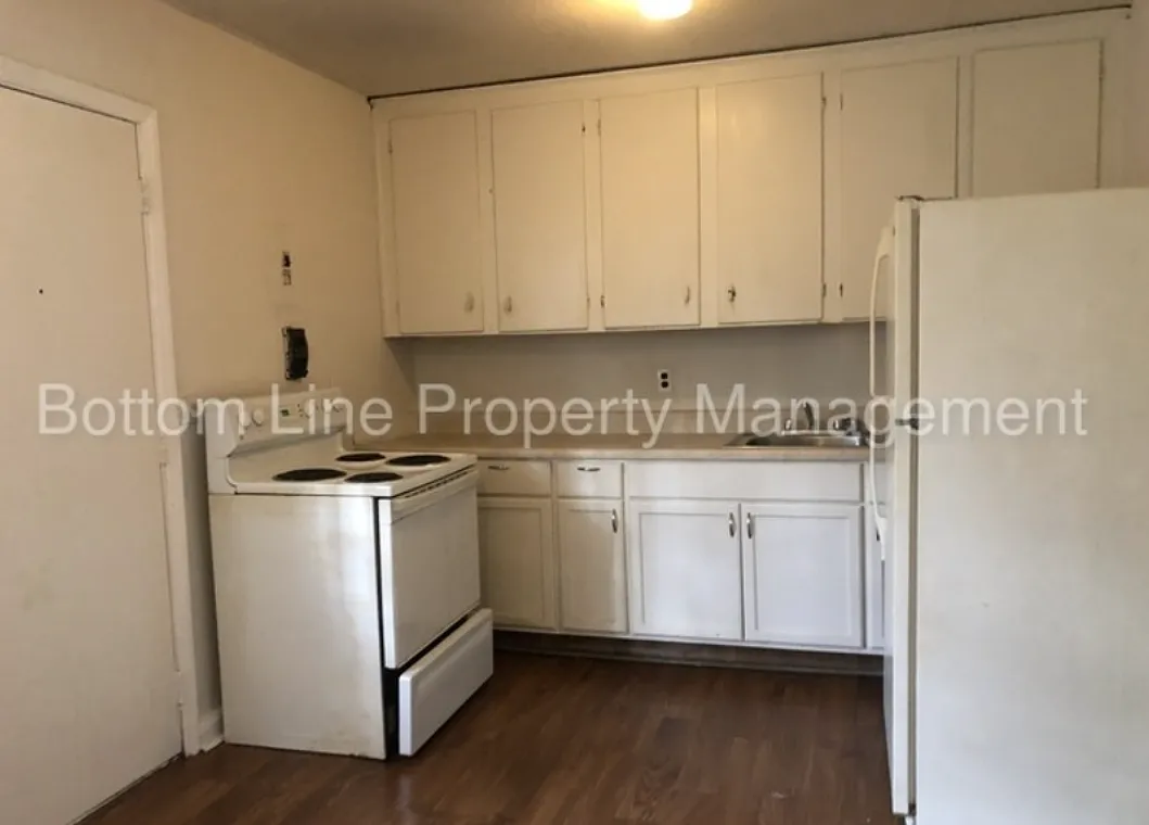 3 bed, 997 sqft, $1,400 — Photo 4