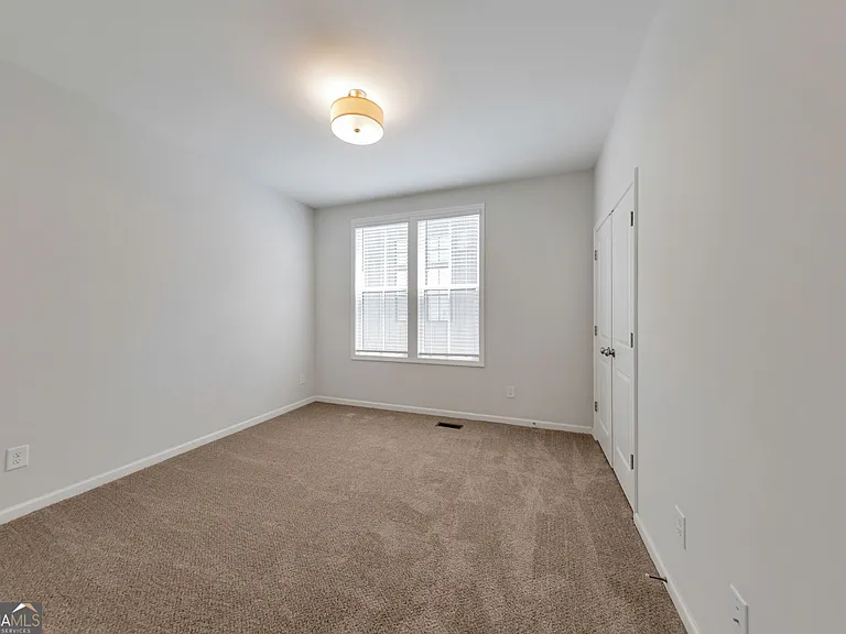 910 Brees Ct — Photo 13