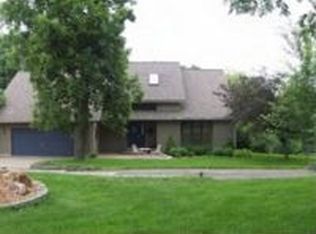 10963 Oak Ridge Rd, Burlington, IA 52601