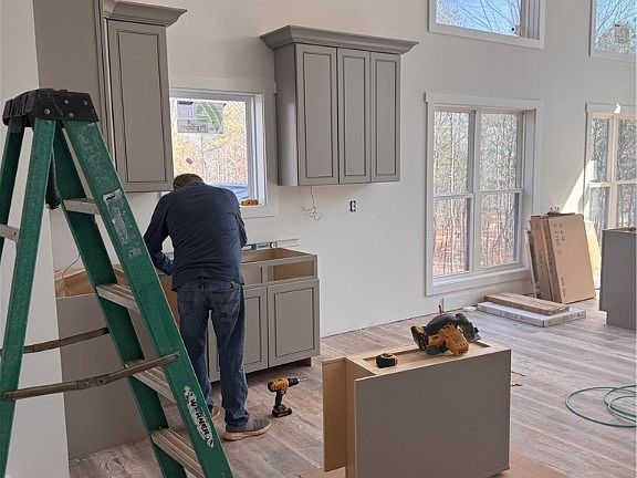 3rd image of 67 Curry Falls Trail Road