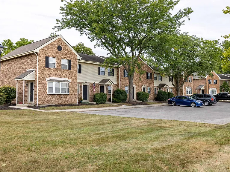 Worthington Meadows — Photo 45