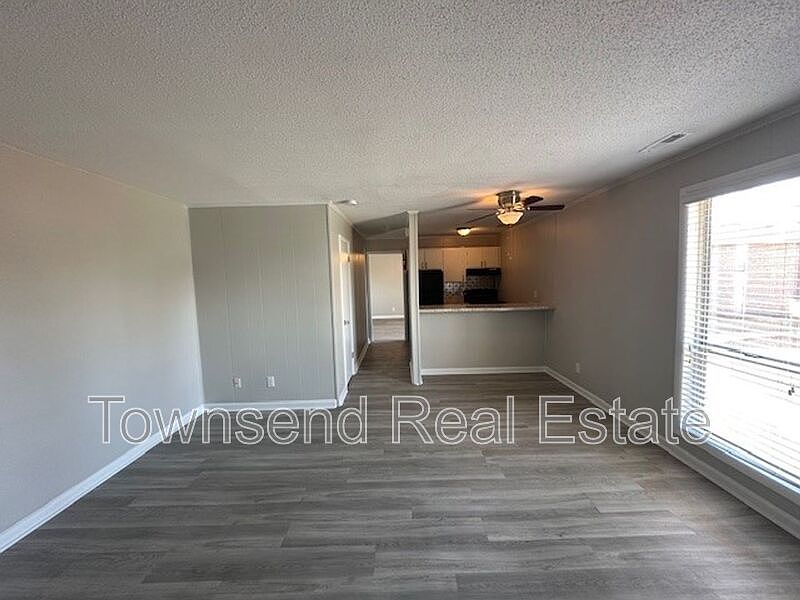 1st image of 5850 E Century Oaks Dr