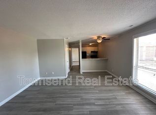 5850 E Century Oaks Dr, Fayetteville, NC 28314