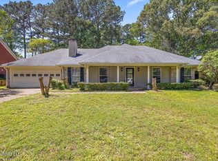 1503 Huntington Pl, Ridgeland, MS 39157