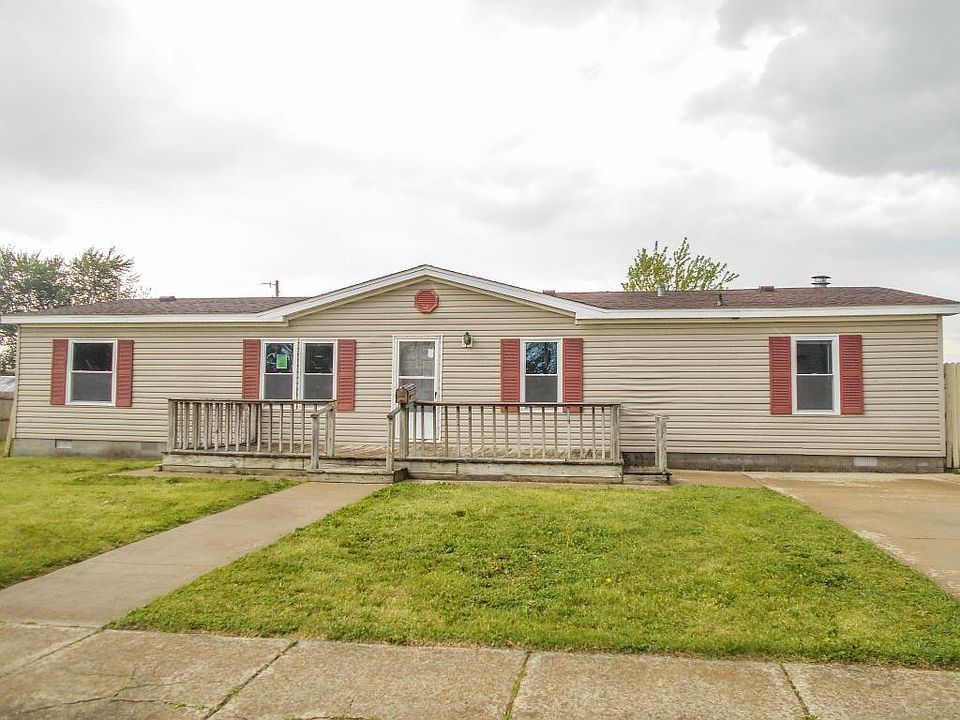 1st image of 616 W Oak St