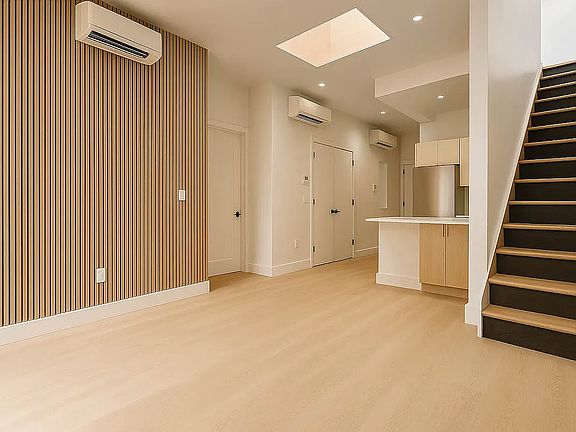 4th image of 375 Bushwick Ave #7