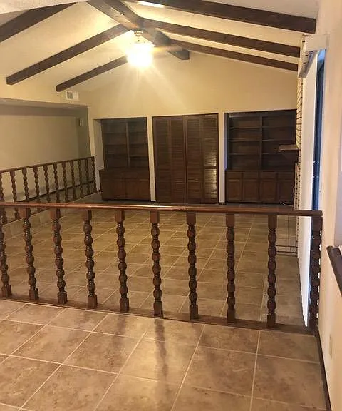 744 Cresta Mira Dr — Photo 9
