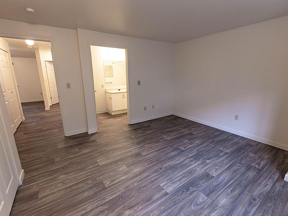 4th image of 200 Lippert Dr W APT A204