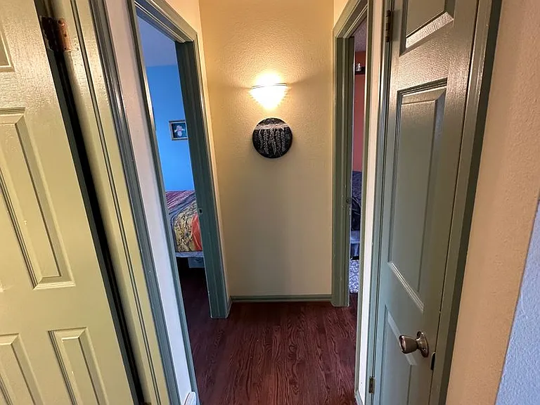 1120 Somerset St — Photo 10