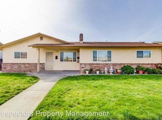 650 W 9th St, Gilroy, CA 95020