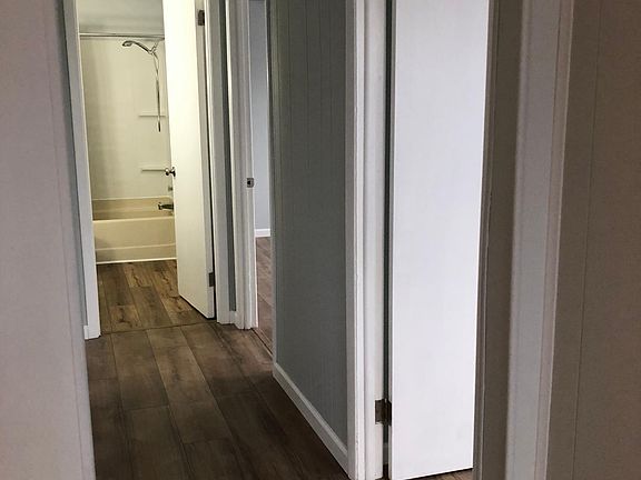5th image of 16 Church Rd #9