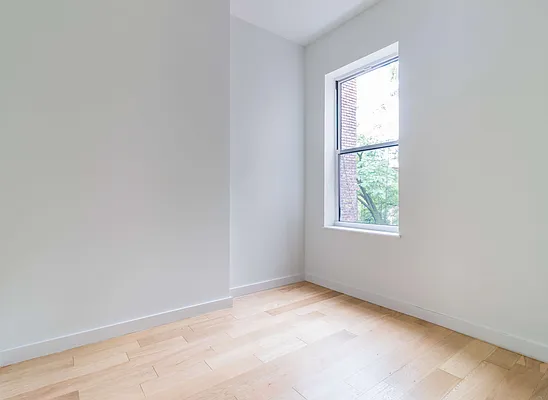 Rented by Bold New York | media 41