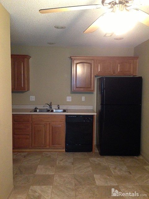 1st image of 10547 E 45th Pl