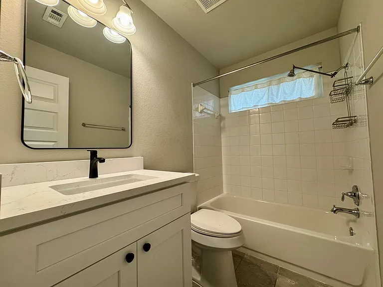 120 Chickadee Cv — Photo 9