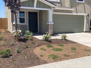 653 Wild Oak Ct, Tulare, CA 93274