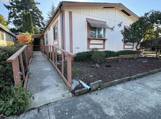 1602 NE Riverside Dr UNIT 44, McMinnville, OR 97128