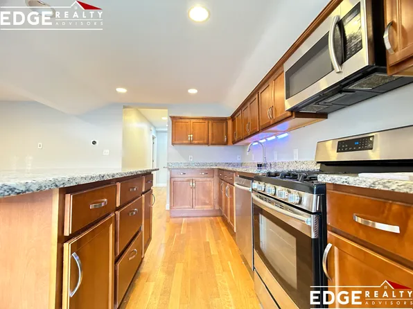 171A Lexington St, Boston, MA 02128
