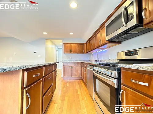 171A Lexington St Photo 1