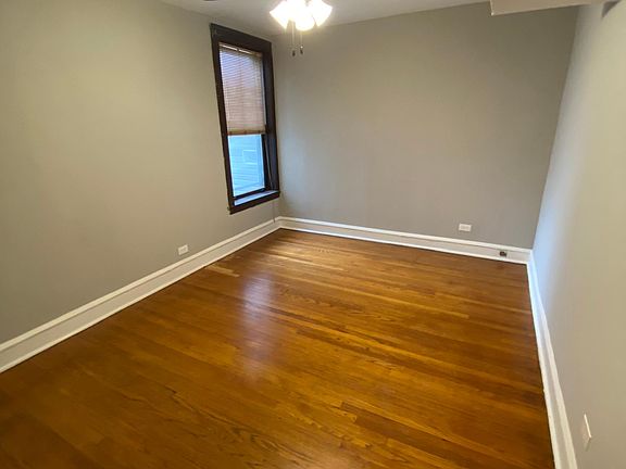 3rd image of 1658 W Olive Ave #2