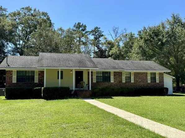 800 Brookwood Dr, Opp, AL 36467