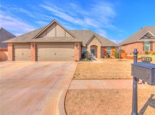 18717 Windy Way Rd, Edmond, OK 73012