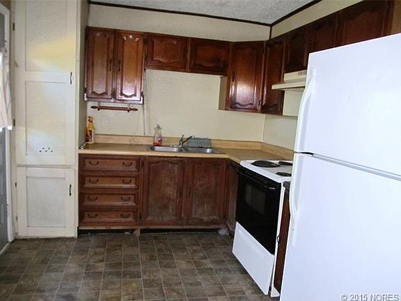 5th image of 409 N Ora St