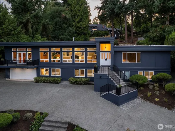 6145 93rd Avenue SE, Mercer Island, WA 98040