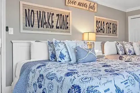 2406 N Ocean Blvd — Photo 1