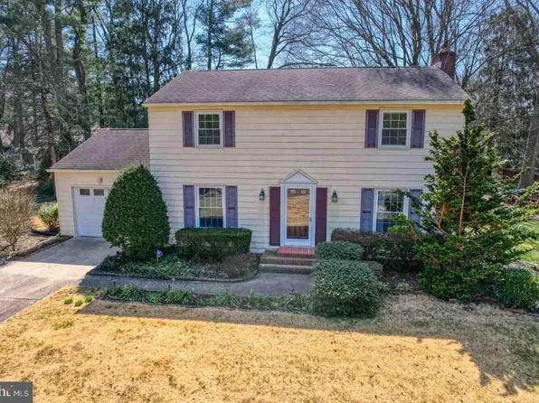 74 S Fairfield Dr, Dover, DE 19901