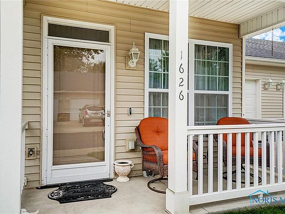 4th image of 1626 Brooklynn Park E