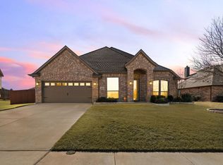 1858 Riviera Dr, Waxahachie, TX 75165