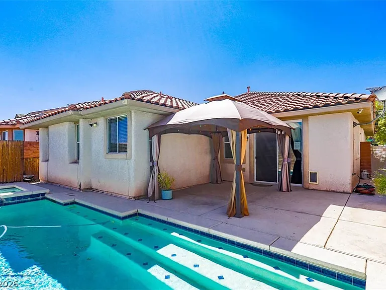 11057 Village Crest Ln — Photo 22