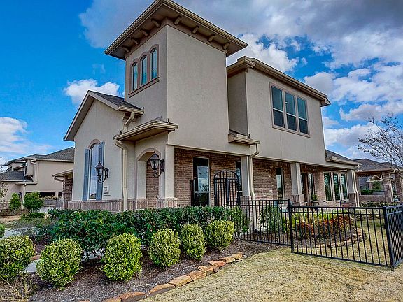 3rd image of 12006 Rosmarino Ct