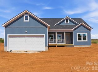 1720 Jennings Rd, Olin, NC 28660