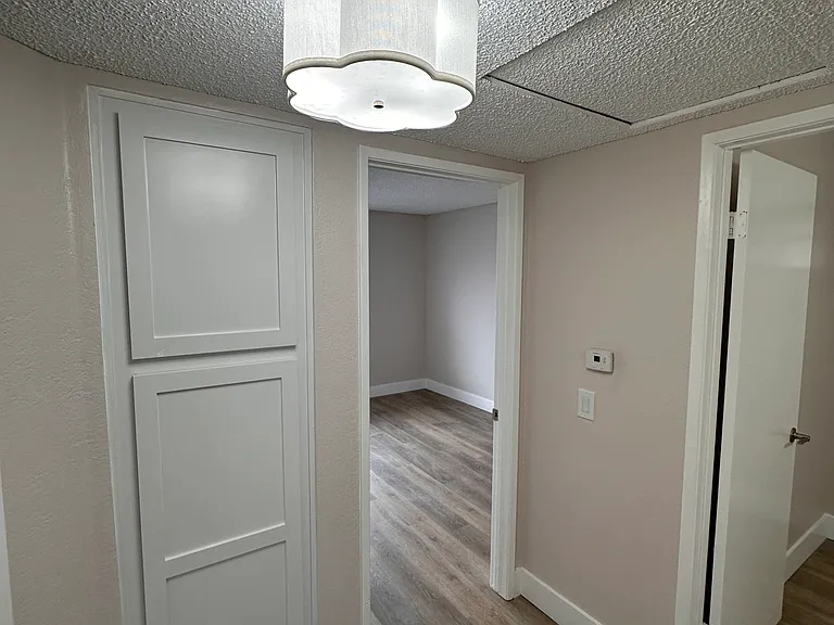 7386 Saddle Rd #B — Photo 3