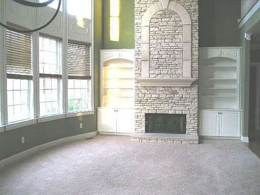 3rd image of 3405 Vista Creek Dr