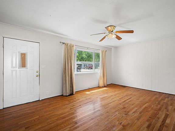 4th image of 722 Mary Agnes Dr