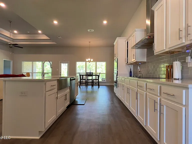 12209 Savannah Cir — Photo 13