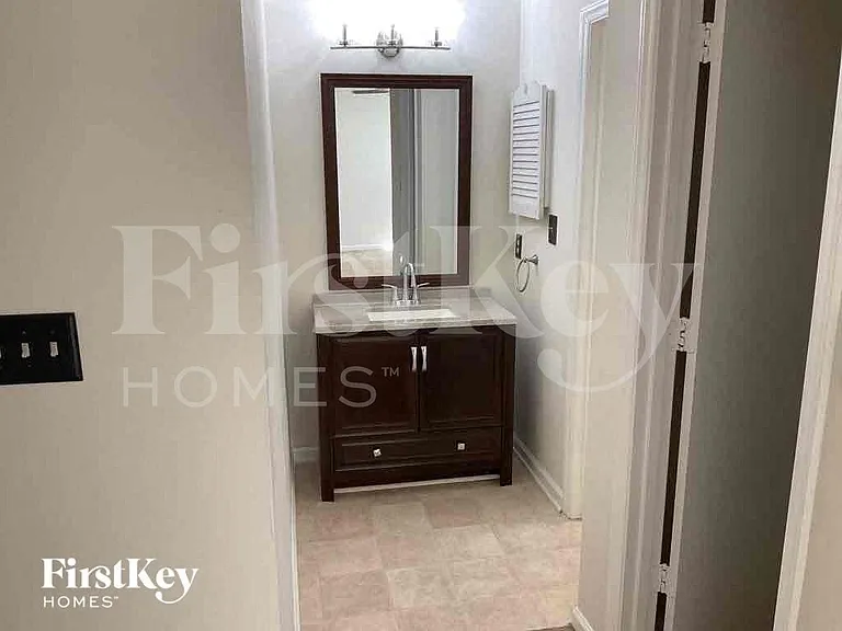 7938 Lindfield Ct — Photo 18