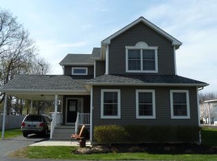 313 Willow Grove St, Hackettstown, NJ 07840