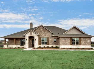 2222 Henson Ln, Nevada, TX 75173