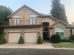 122 Stockdale Cir, Bakersfield, CA 93309