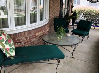 16 S Barclay Ave, Margate City, NJ 08402