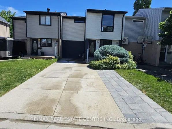 7 Great Oak Ct, Brampton, ON L6S 2J9