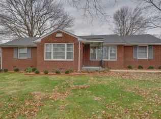 53 West Dr, Clarksville, TN 37040