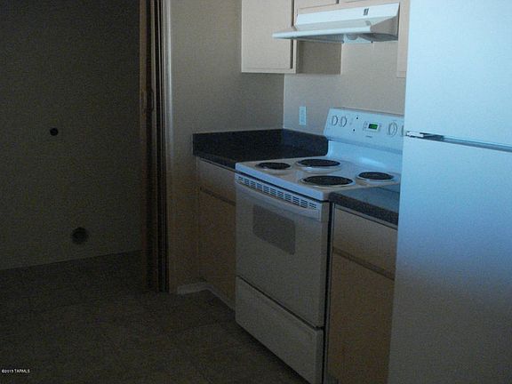 5th image of 2036 W Dozemary Ct
