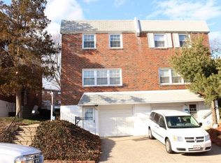 7439 Hill Rd, Philadelphia, PA 19128